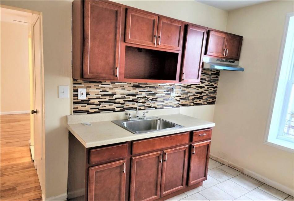 2181 Strauss Street, Brooklyn, New York 11212, 2 Bedrooms Bedrooms, ,1 BathroomBathrooms,Rental,For Sale,Strauss,489652