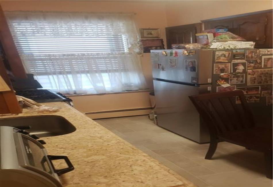 1872 9th Street, Brooklyn, New York 11223, ,6 BathroomsBathrooms,Residential,For Sale,9th,489448