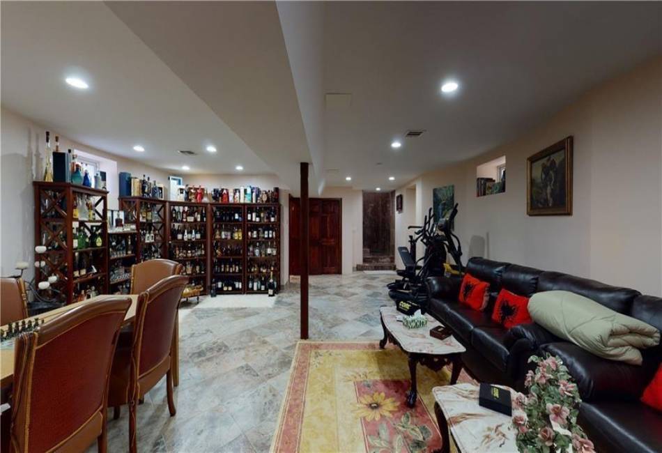 7422 14th Avenue, Brooklyn, New York 11228, 4 Bedrooms Bedrooms, ,5 BathroomsBathrooms,Residential,For Sale,14th,489662