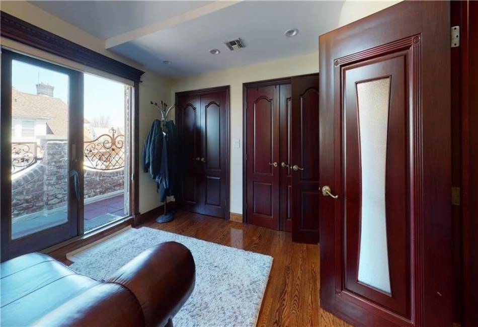 7422 14th Avenue, Brooklyn, New York 11228, 4 Bedrooms Bedrooms, ,5 BathroomsBathrooms,Residential,For Sale,14th,489662