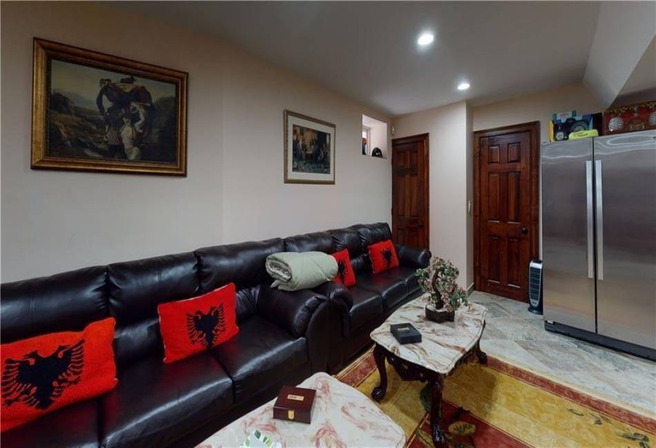7422 14th Avenue, Brooklyn, New York 11228, 4 Bedrooms Bedrooms, ,5 BathroomsBathrooms,Residential,For Sale,14th,489662