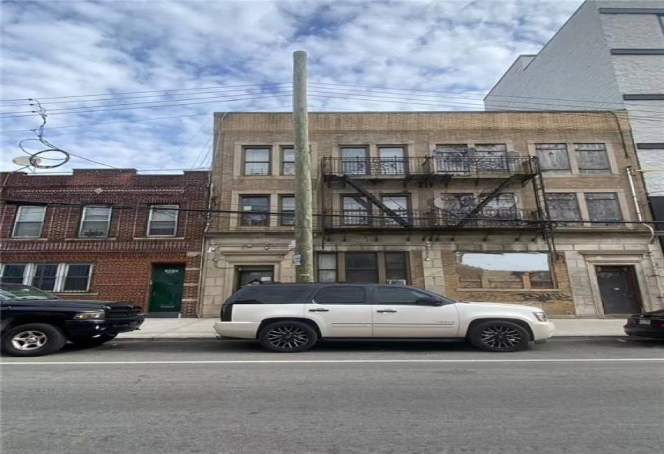 2867 17th Street, Brooklyn, New York 11224, 13 Bedrooms Bedrooms, ,6 BathroomsBathrooms,Residential,For Sale,17th,489673