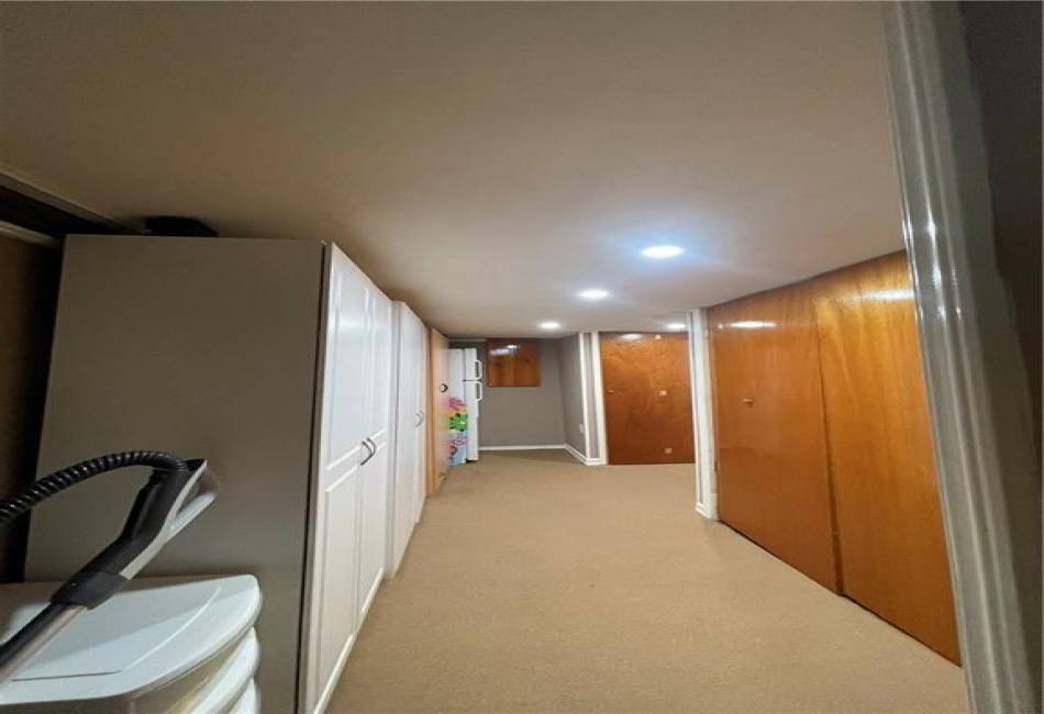 166 McBaine Avenue, Staten Island, New York 10309, ,5 BathroomsBathrooms,Residential,For Sale,McBaine,489676