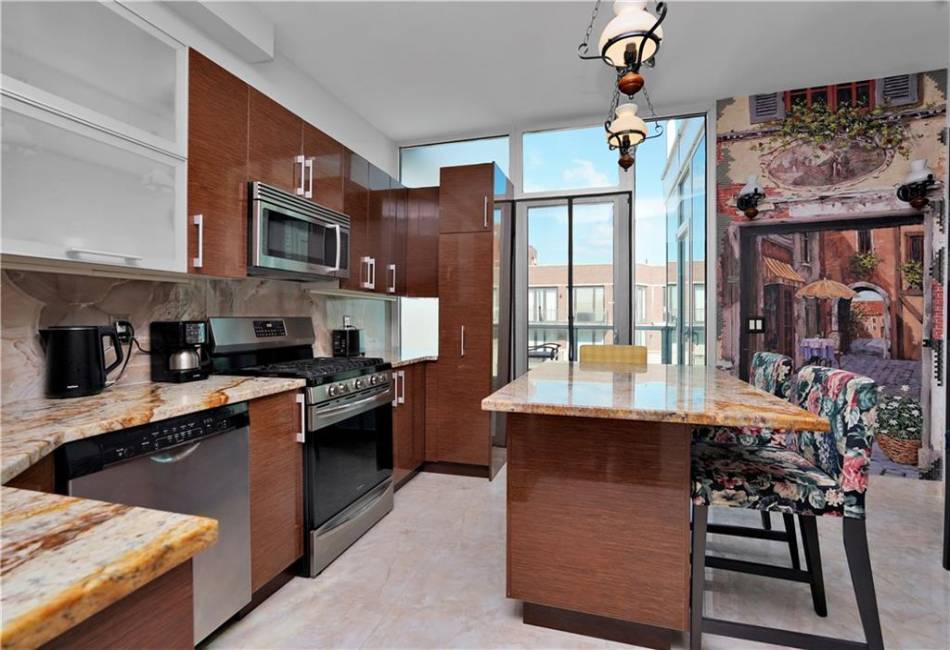 384 Neptune Avenue, Brooklyn, New York 11235, 4 Bedrooms Bedrooms, ,2 BathroomsBathrooms,Residential,For Sale,Neptune,489677