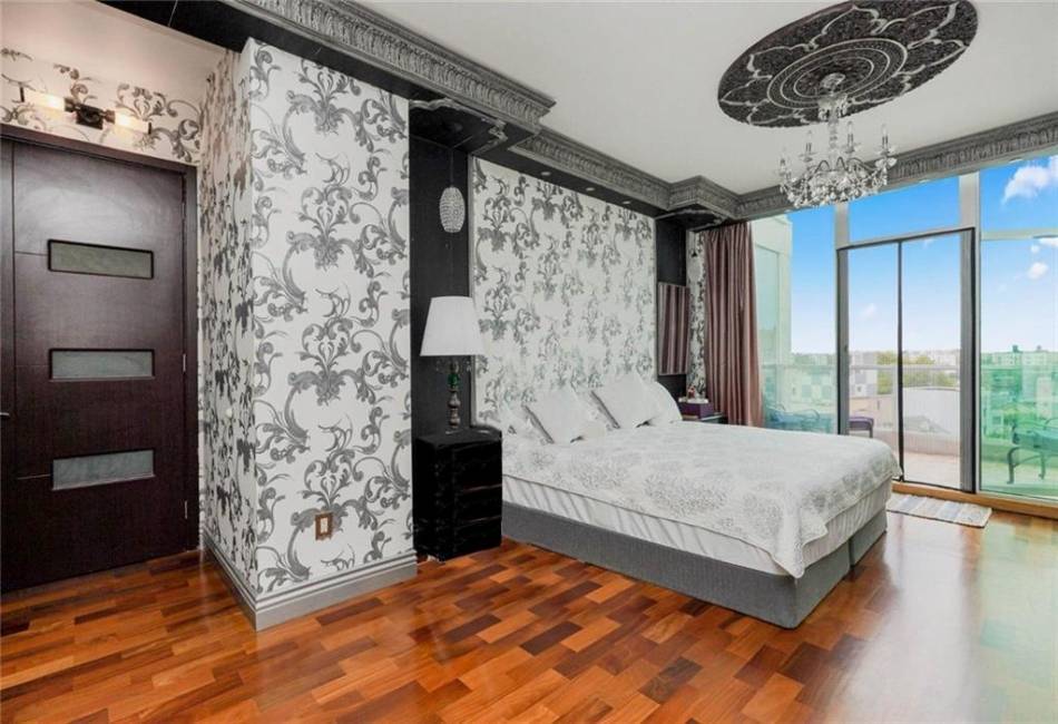 384 Neptune Avenue, Brooklyn, New York 11235, 4 Bedrooms Bedrooms, ,2 BathroomsBathrooms,Residential,For Sale,Neptune,489677