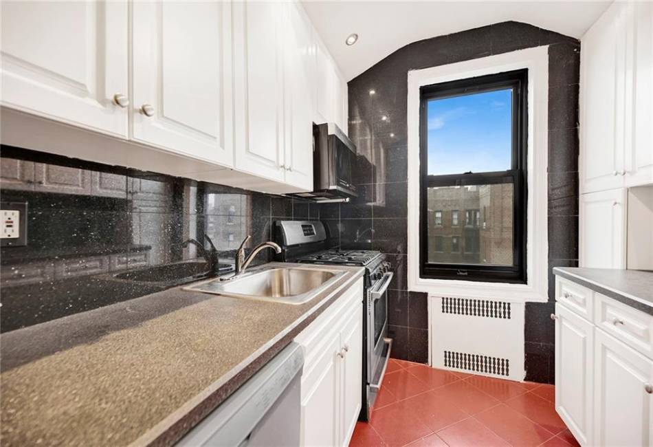 260 Ocean Parkway, Brooklyn, New York 11218, 1 Bedroom Bedrooms, ,1 BathroomBathrooms,Residential,For Sale,Ocean,489680