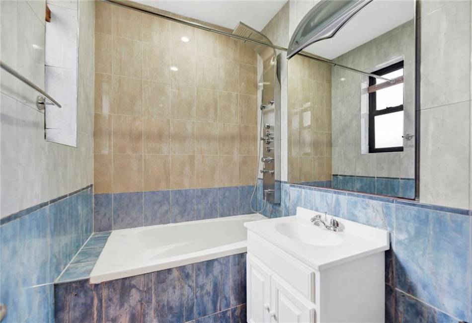 260 Ocean Parkway, Brooklyn, New York 11218, 1 Bedroom Bedrooms, ,1 BathroomBathrooms,Residential,For Sale,Ocean,489680