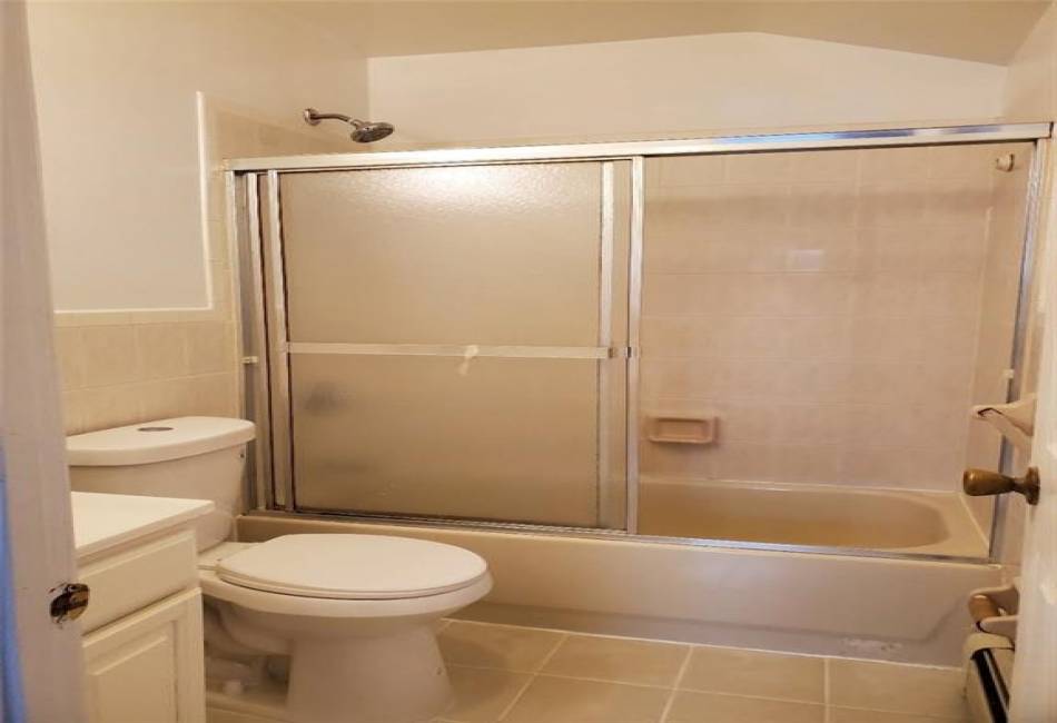 2105 123rd Street, Queens, New York 11356, 6 Bedrooms Bedrooms, ,5 BathroomsBathrooms,Residential,For Sale,123rd,489688