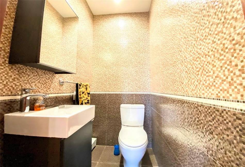 1768 5th Street, Brooklyn, New York 11223, 4 Bedrooms Bedrooms, ,3.5 BathroomsBathrooms,Residential,For Sale,5th,489695