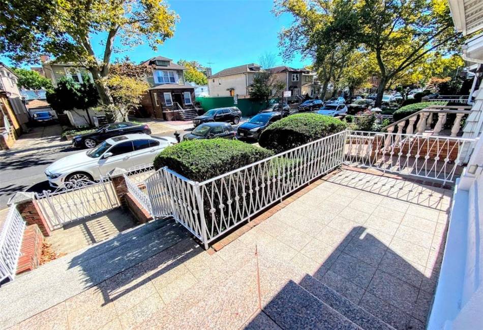 1768 5th Street, Brooklyn, New York 11223, 4 Bedrooms Bedrooms, ,3.5 BathroomsBathrooms,Residential,For Sale,5th,489695