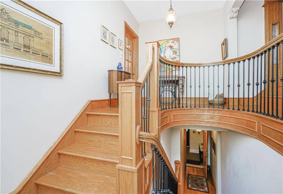 1265 86th Street, Brooklyn, New York 11228, 4 Bedrooms Bedrooms, ,5 BathroomsBathrooms,Residential,For Sale,86th,489413