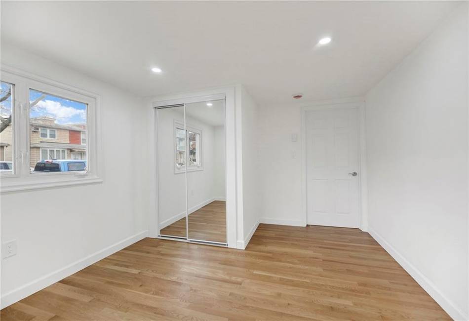 2823 Ford Street, Brooklyn, New York 11235, 3 Bedrooms Bedrooms, ,2 BathroomsBathrooms,Rental,For Sale,Ford,489580