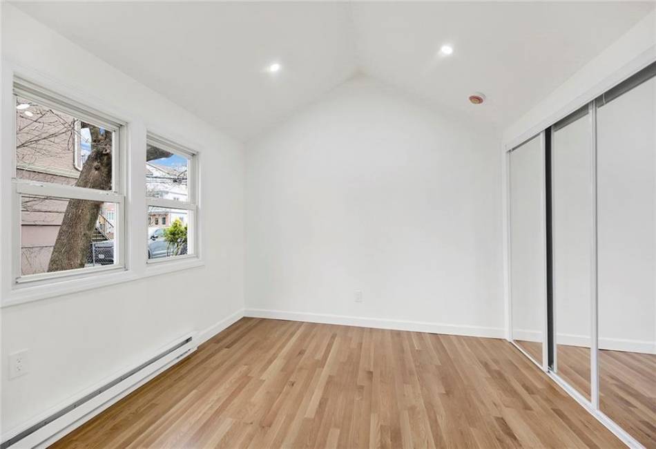 2823 Ford Street, Brooklyn, New York 11235, 3 Bedrooms Bedrooms, ,2 BathroomsBathrooms,Rental,For Sale,Ford,489580