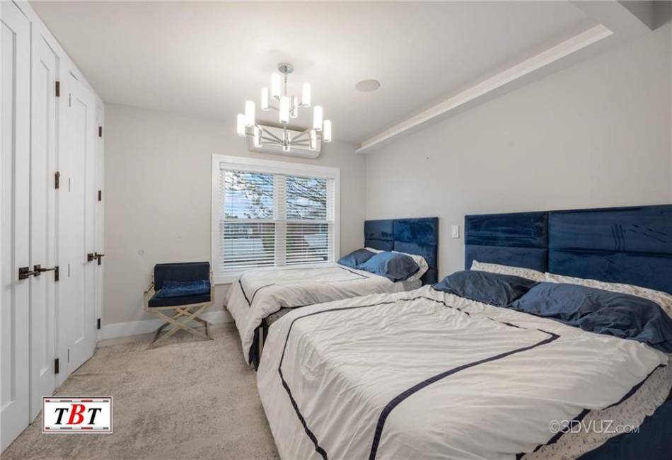 1630 Kimball Street, Brooklyn, New York 11234, 6 Bedrooms Bedrooms, ,5 BathroomsBathrooms,Residential,For Sale,Kimball,489681