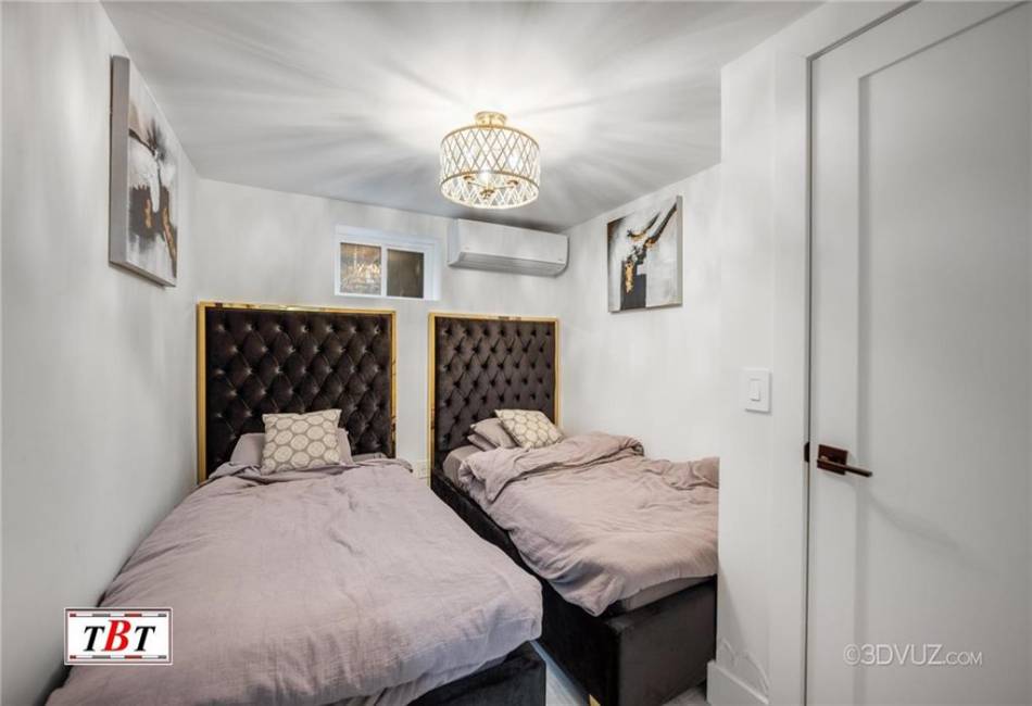 1630 Kimball Street, Brooklyn, New York 11234, 6 Bedrooms Bedrooms, ,5 BathroomsBathrooms,Residential,For Sale,Kimball,489681