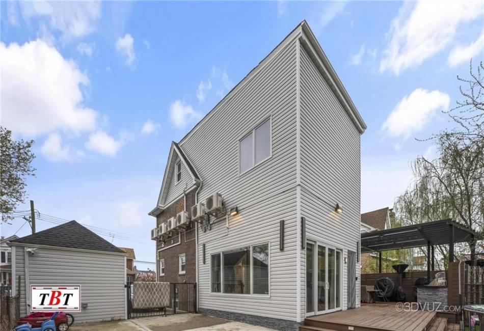 1630 Kimball Street, Brooklyn, New York 11234, 6 Bedrooms Bedrooms, ,5 BathroomsBathrooms,Residential,For Sale,Kimball,489681