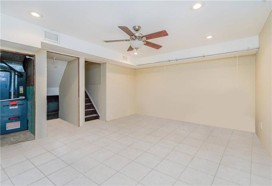 70 Lyon Place, Staten Island, New York 10314, 3 Bedrooms Bedrooms, ,2 BathroomsBathrooms,Residential,For Sale,Lyon,489707