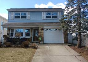 70 Lyon Place, Staten Island, New York 10314, 3 Bedrooms Bedrooms, ,2 BathroomsBathrooms,Residential,For Sale,Lyon,489707