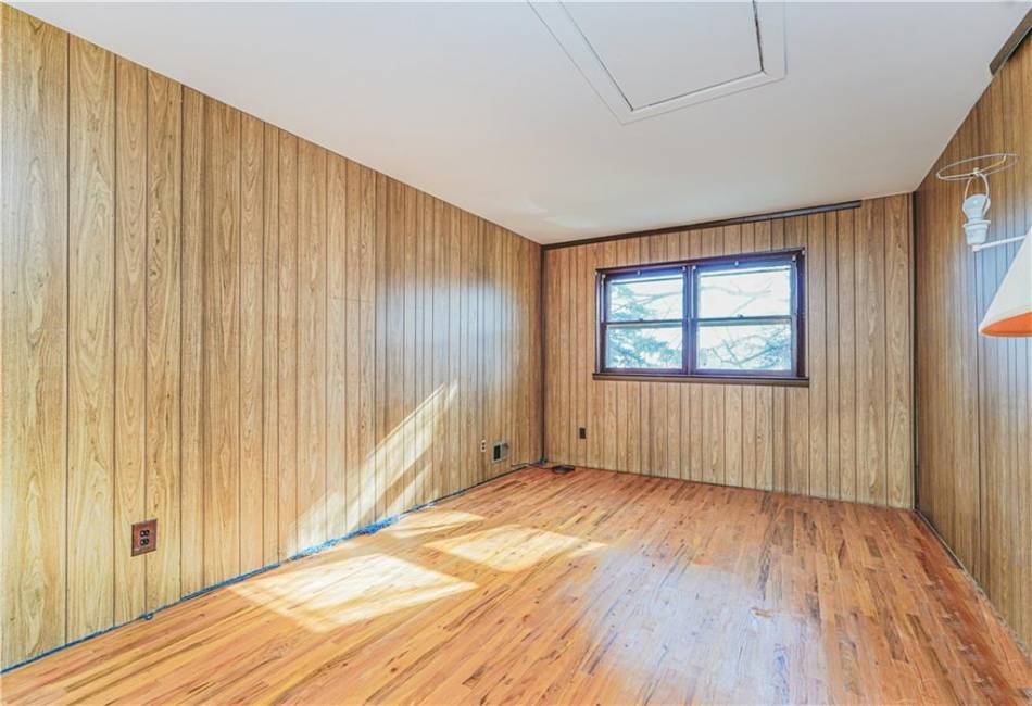 70 Lyon Place, Staten Island, New York 10314, 3 Bedrooms Bedrooms, ,2 BathroomsBathrooms,Residential,For Sale,Lyon,489707