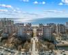 60 Oceana Drive, Brooklyn, New York 11235, 2 Bedrooms Bedrooms, ,2 BathroomsBathrooms,Residential,For Sale,Oceana,489708