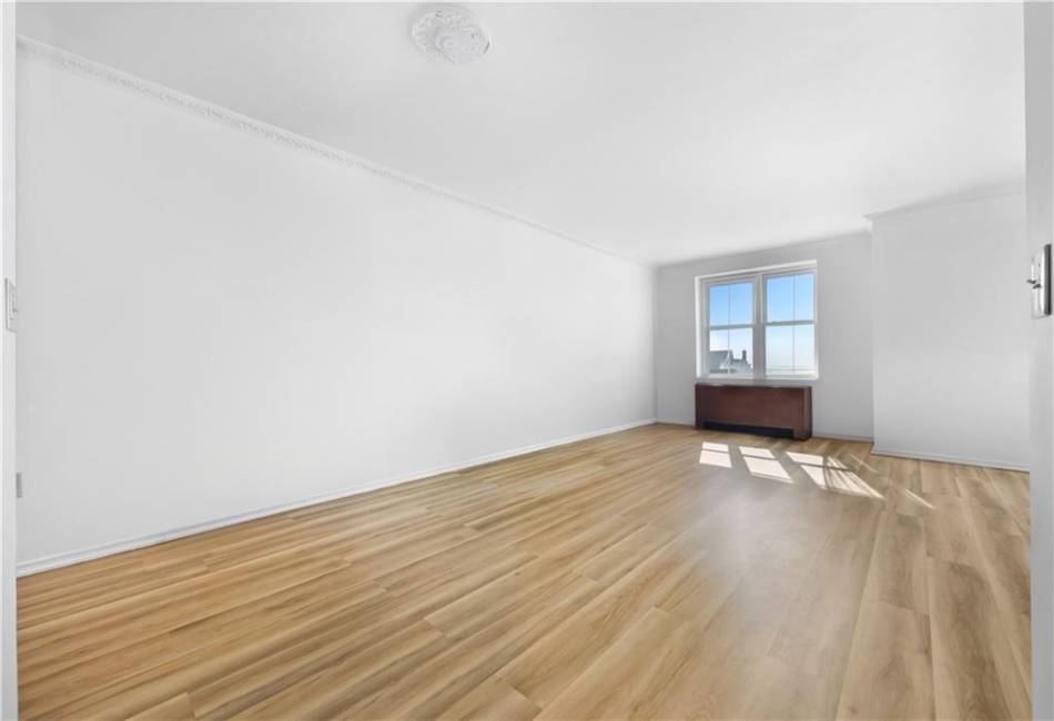 60 Oceana Drive, Brooklyn, New York 11235, 2 Bedrooms Bedrooms, ,2 BathroomsBathrooms,Residential,For Sale,Oceana,489708