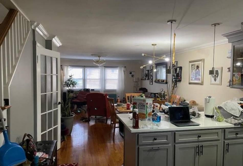 2195 Linden Boulevard, Brooklyn, New York 11207, 3 Bedrooms Bedrooms, ,3 BathroomsBathrooms,Residential,For Sale,Linden,489711