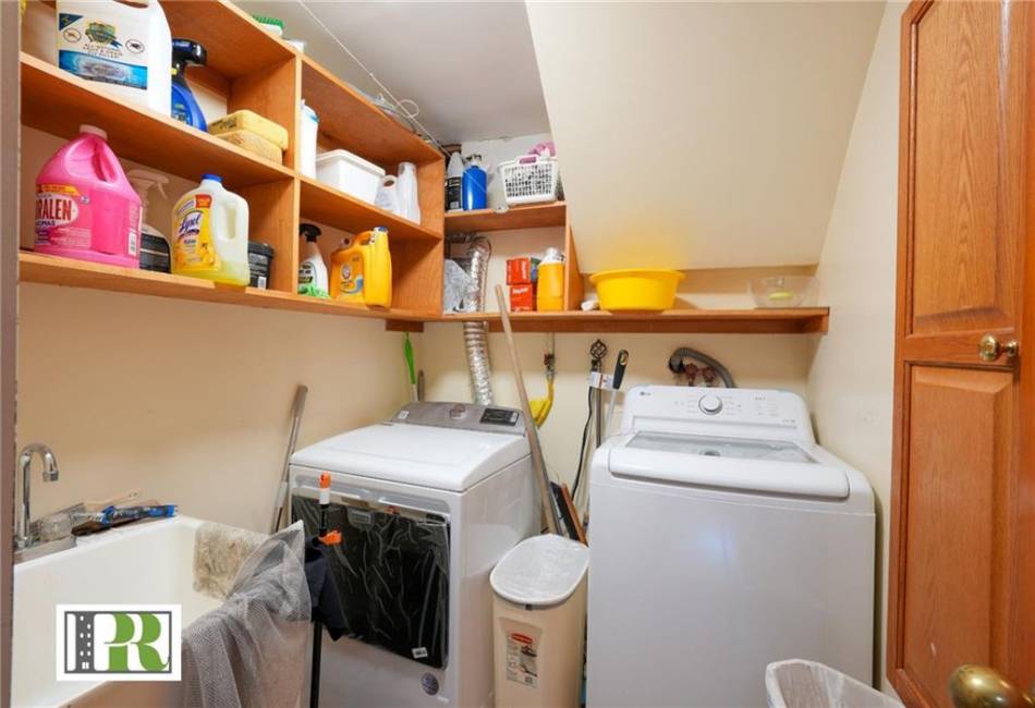 1874 27th Street, Brooklyn, New York 11229, 10 Bedrooms Bedrooms, ,6 BathroomsBathrooms,Residential,For Sale,27th,489450
