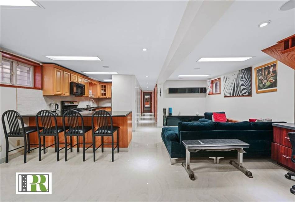 1874 27th Street, Brooklyn, New York 11229, 10 Bedrooms Bedrooms, ,6 BathroomsBathrooms,Residential,For Sale,27th,489450