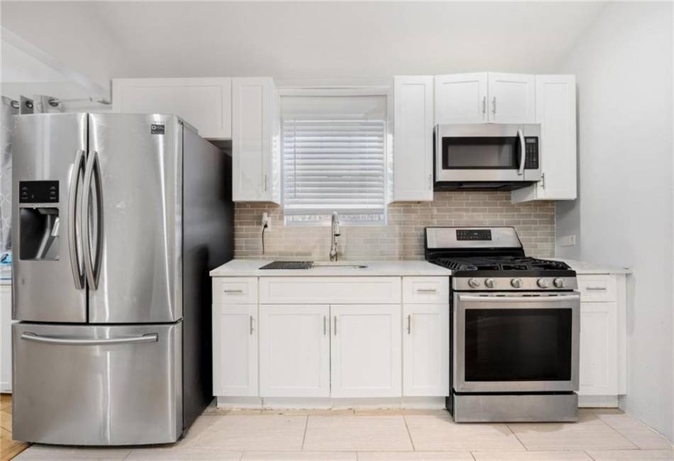 1641 Canarsie Road, Brooklyn, New York 11236, 6 Bedrooms Bedrooms, ,Residential,For Sale,Canarsie,489671