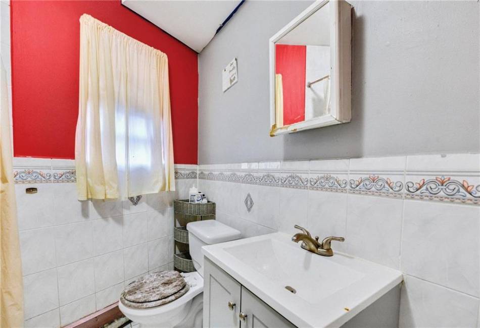 1641 Canarsie Road, Brooklyn, New York 11236, 6 Bedrooms Bedrooms, ,Residential,For Sale,Canarsie,489671