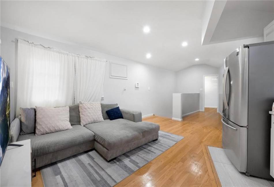 1641 Canarsie Road, Brooklyn, New York 11236, 6 Bedrooms Bedrooms, ,Residential,For Sale,Canarsie,489671