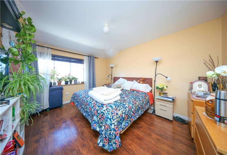 165 Cedar Grove Avenue, Staten Island, New York 10306, 3 Bedrooms Bedrooms, ,2 BathroomsBathrooms,Residential,For Sale,Cedar Grove,489699