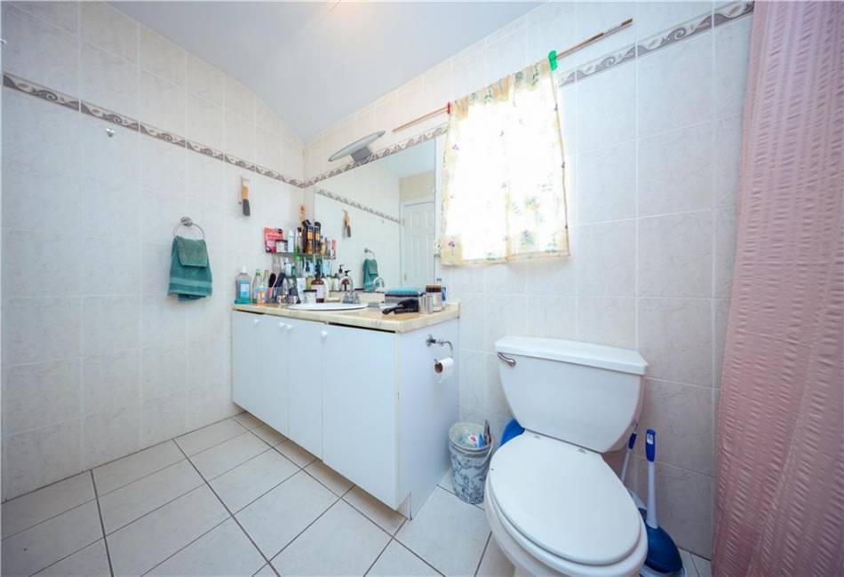 165 Cedar Grove Avenue, Staten Island, New York 10306, 3 Bedrooms Bedrooms, ,2 BathroomsBathrooms,Residential,For Sale,Cedar Grove,489699