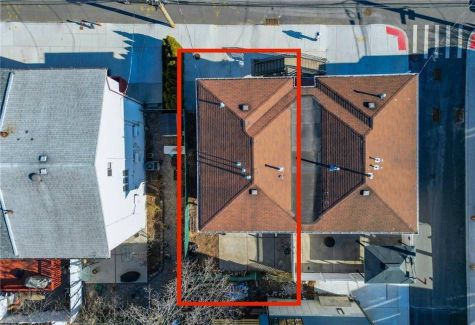 165 Cedar Grove Avenue, Staten Island, New York 10306, 3 Bedrooms Bedrooms, ,2 BathroomsBathrooms,Residential,For Sale,Cedar Grove,489699