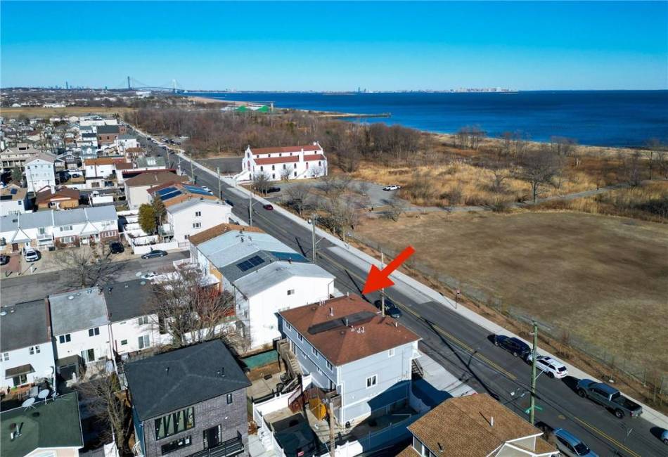 165 Cedar Grove Avenue, Staten Island, New York 10306, 3 Bedrooms Bedrooms, ,2 BathroomsBathrooms,Residential,For Sale,Cedar Grove,489699