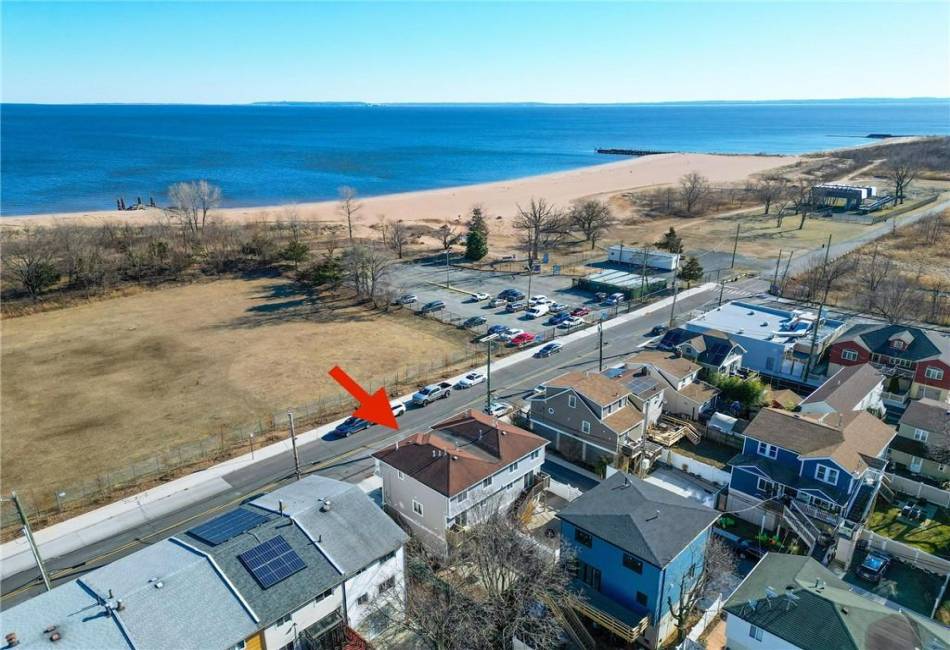 165 Cedar Grove Avenue, Staten Island, New York 10306, 3 Bedrooms Bedrooms, ,2 BathroomsBathrooms,Residential,For Sale,Cedar Grove,489699