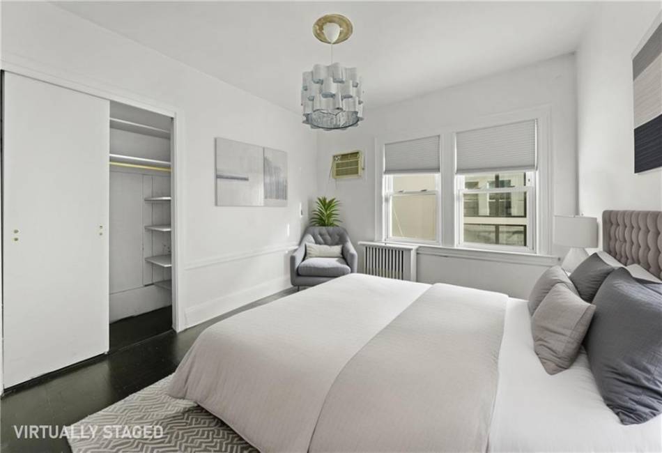1006 East 22nd Street, Brooklyn, New York 11210, 4 Bedrooms Bedrooms, ,3.5 BathroomsBathrooms,Residential,For Sale,East 22nd,489718