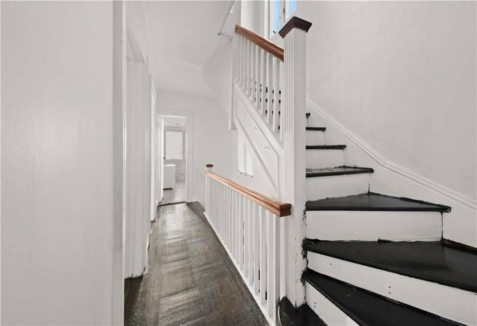 1006 East 22nd Street, Brooklyn, New York 11210, 4 Bedrooms Bedrooms, ,3.5 BathroomsBathrooms,Residential,For Sale,East 22nd,489718