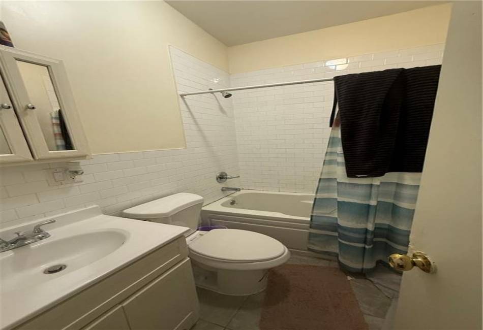 121 Lewis Avenue, Brooklyn, New York 11221, 11 Bedrooms Bedrooms, ,9 BathroomsBathrooms,Residential,For Sale,Lewis,489726