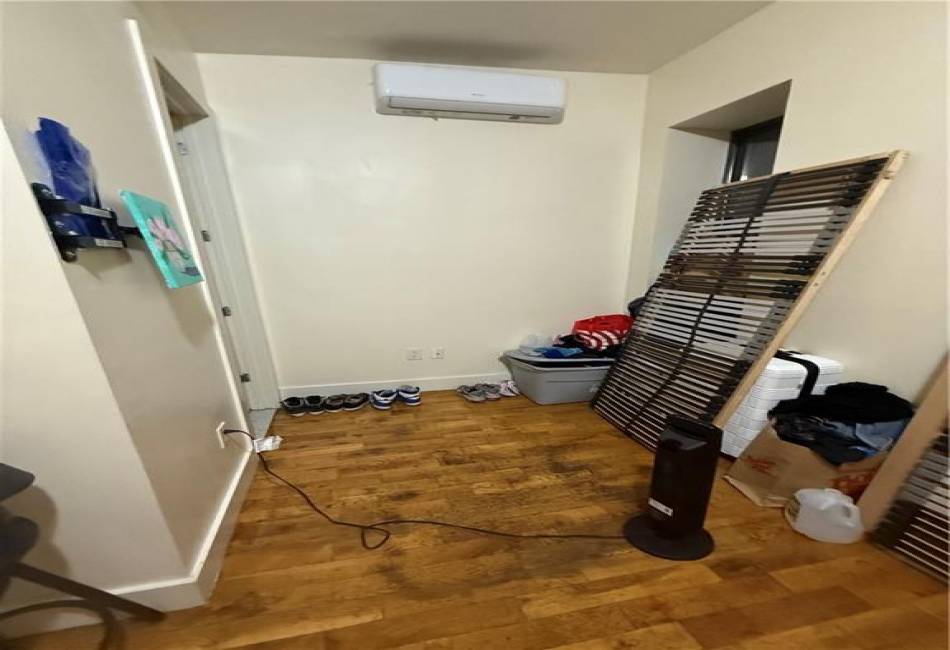 121 Lewis Avenue, Brooklyn, New York 11221, 11 Bedrooms Bedrooms, ,9 BathroomsBathrooms,Residential,For Sale,Lewis,489726