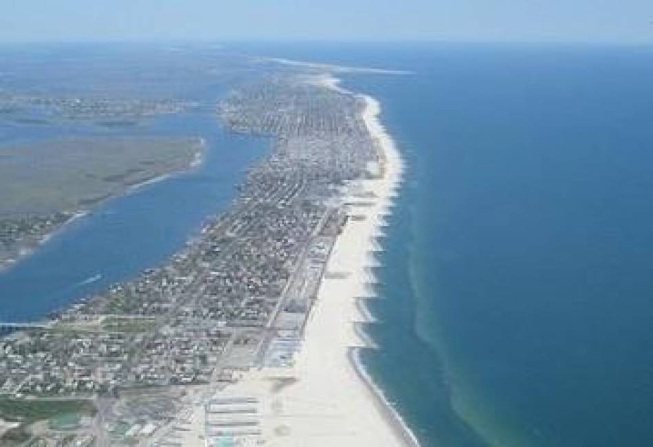 150 Beach 93rd Street, Rockaway Beach, New York 11693, 3 Bedrooms Bedrooms, ,Residential,For Sale,Beach 93rd,489728
