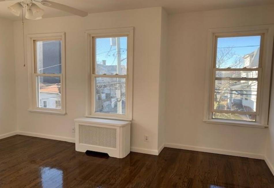 150 Beach 93rd Street, Rockaway Beach, New York 11693, 3 Bedrooms Bedrooms, ,Residential,For Sale,Beach 93rd,489728