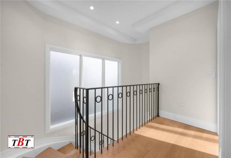 2601 Avenue P, Brooklyn, New York 11229, 5 Bedrooms Bedrooms, ,6 BathroomsBathrooms,Residential,For Sale,Avenue P,489657