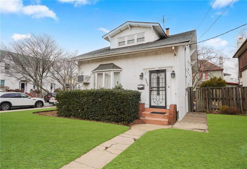 2703 Avenue S, Brooklyn, New York 11229, 2 Bedrooms Bedrooms, ,2.5 BathroomsBathrooms,Residential,For Sale,Avenue S,489679
