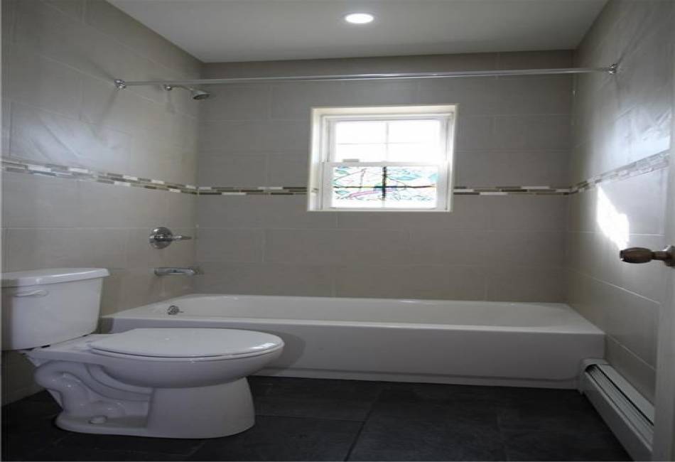 2525 Harway Avenue, Brooklyn, New York 11214, 2 Bedrooms Bedrooms, ,1 BathroomBathrooms,Residential,For Sale,Harway,489736