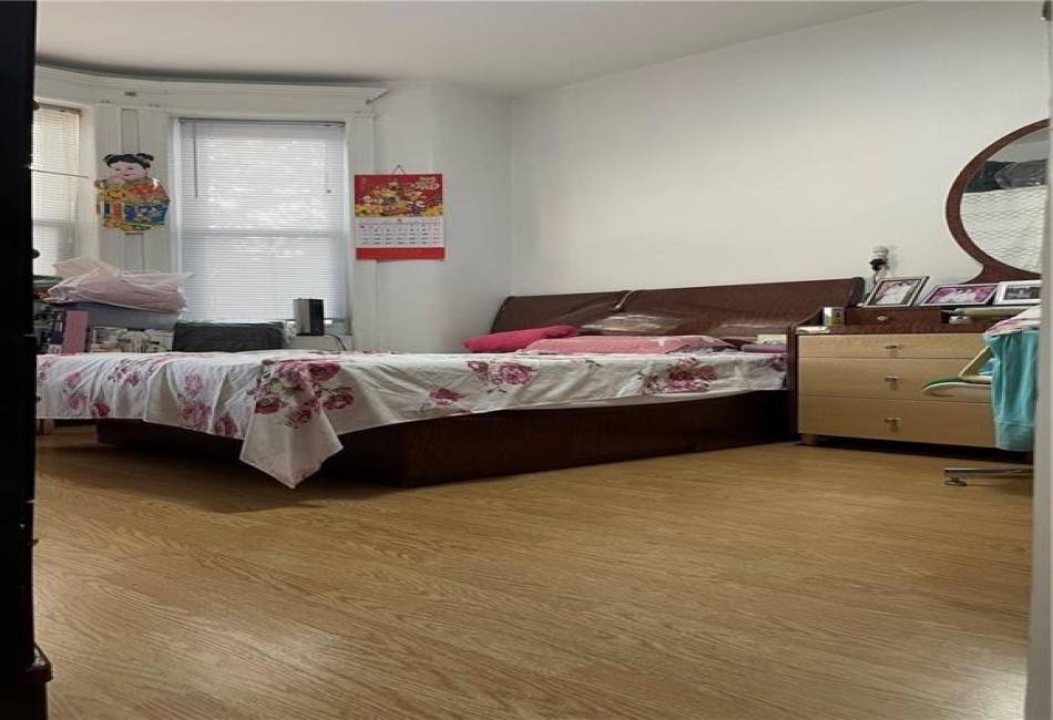 1767 70th Street, Brooklyn, New York 11204, ,Residential,For Sale,70th,489740