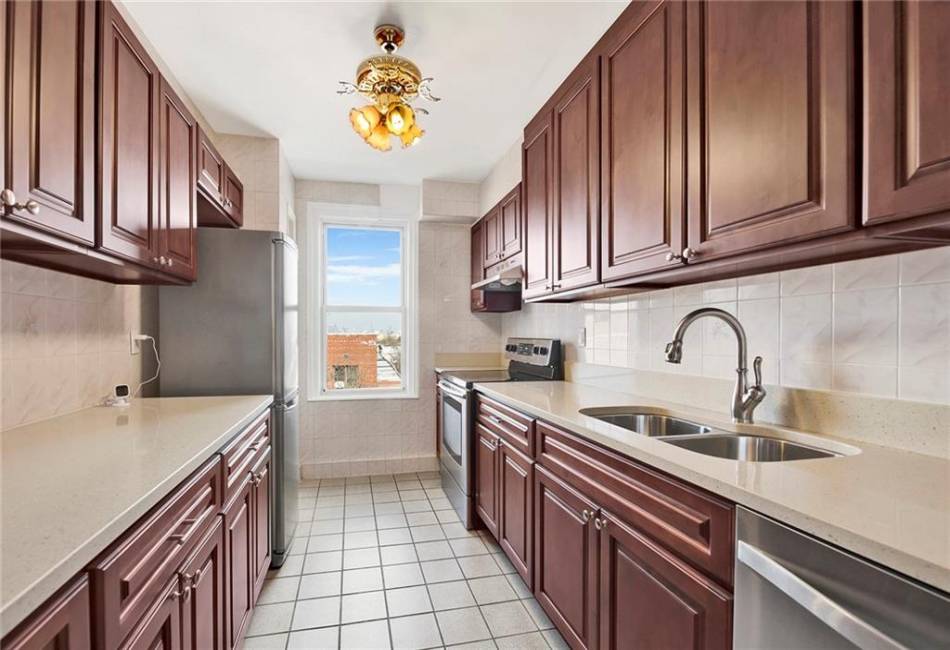 170 72nd Street, Brooklyn, New York 11209, 2 Bedrooms Bedrooms, ,1 BathroomBathrooms,Residential,For Sale,72nd,489702
