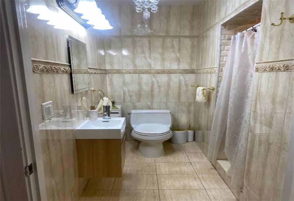 2417 Quentin Road, Brooklyn, New York 11229, 5 Bedrooms Bedrooms, ,4 BathroomsBathrooms,Residential,For Sale,Quentin,489733