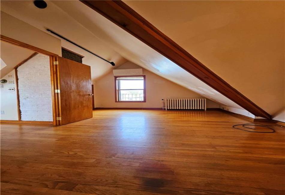 1433 BayRidge Parkway, Brooklyn, New York 11228, 6 Bedrooms Bedrooms, ,3 BathroomsBathrooms,Residential,For Sale,BayRidge,489747