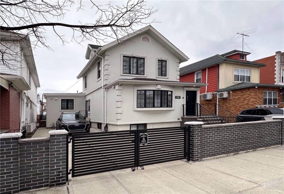 1560 2nd Street, Brooklyn, New York 11204, ,Residential,For Sale,2nd,489753